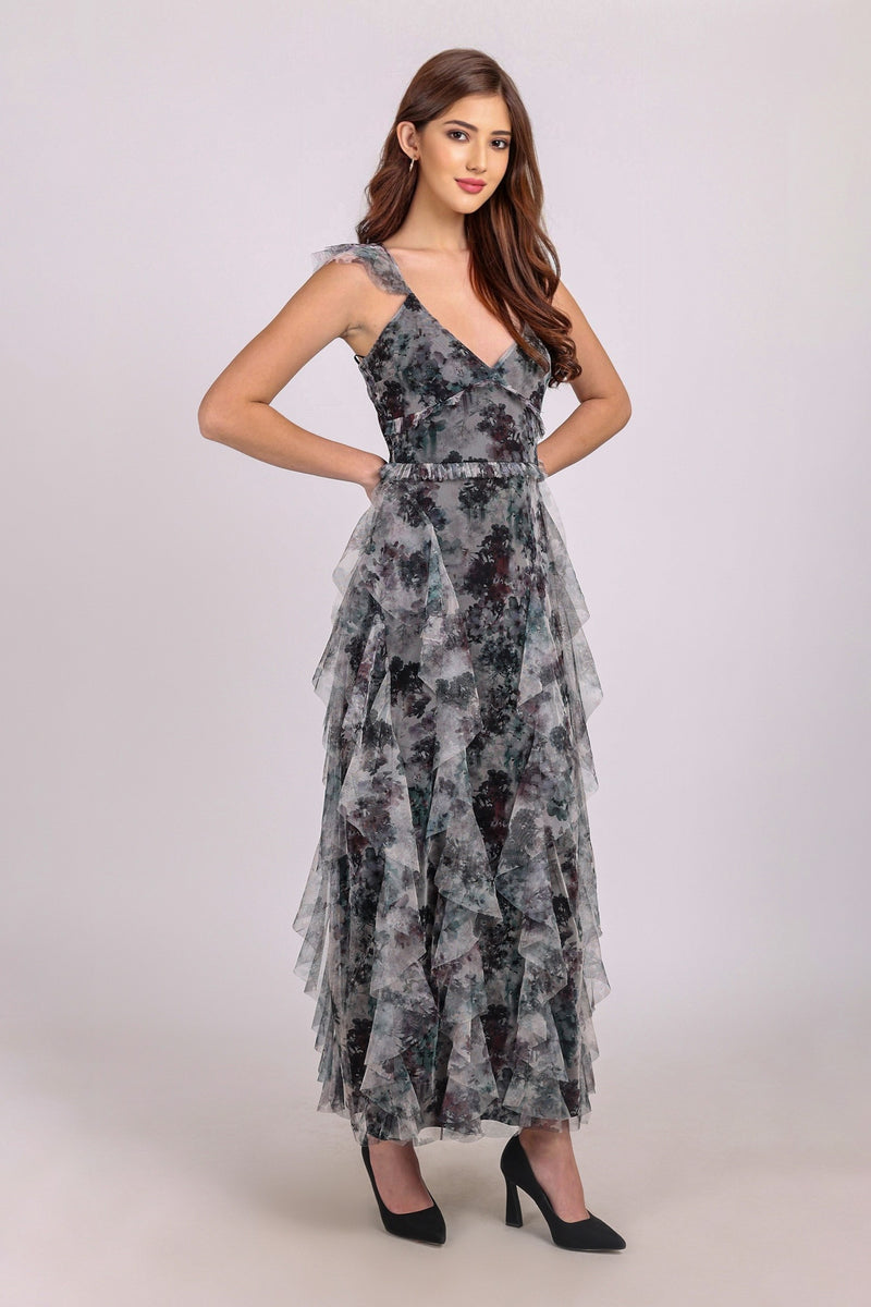 Malin Maxi Dress in Black Floral