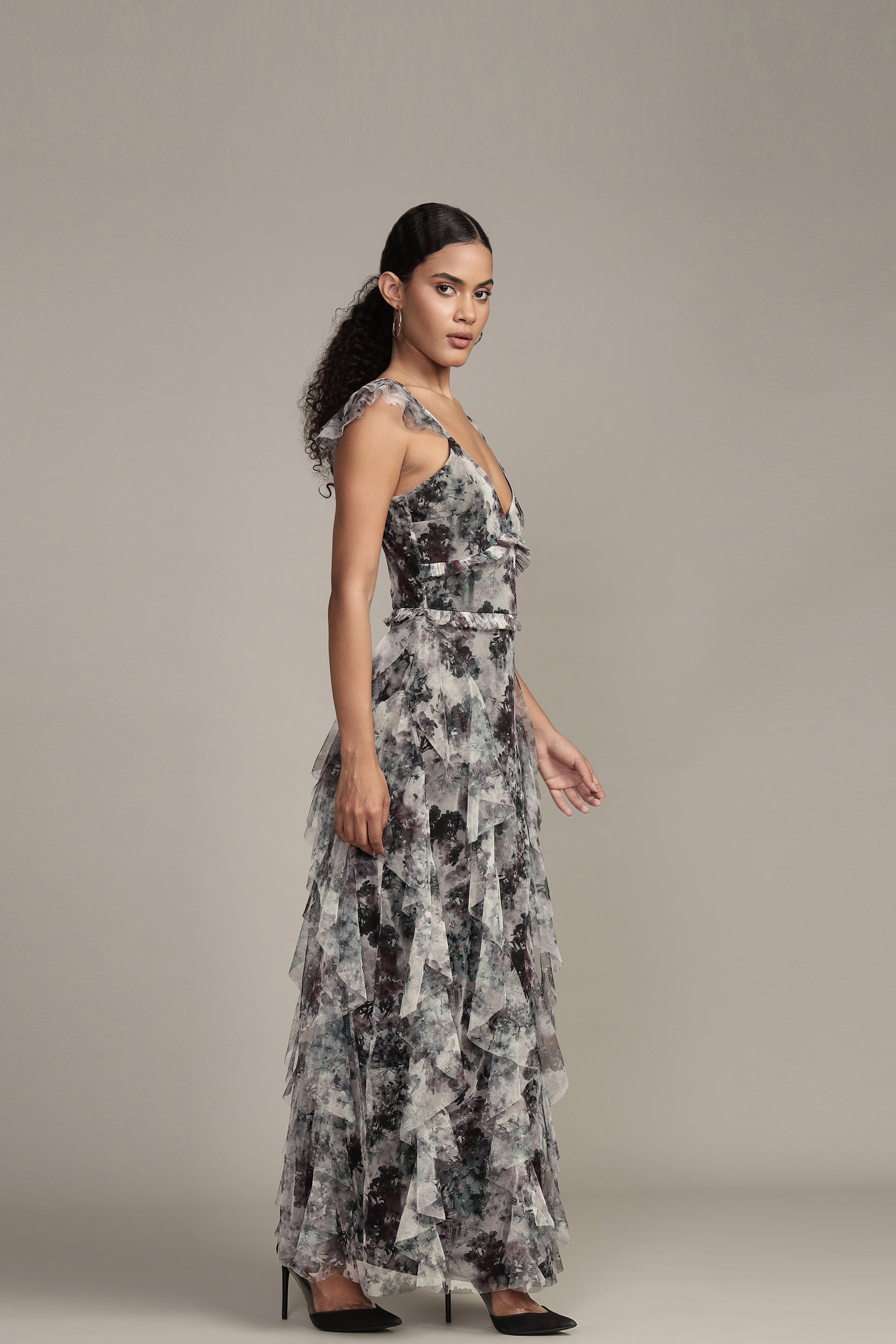 Malin Maxi Dress in Black Floral