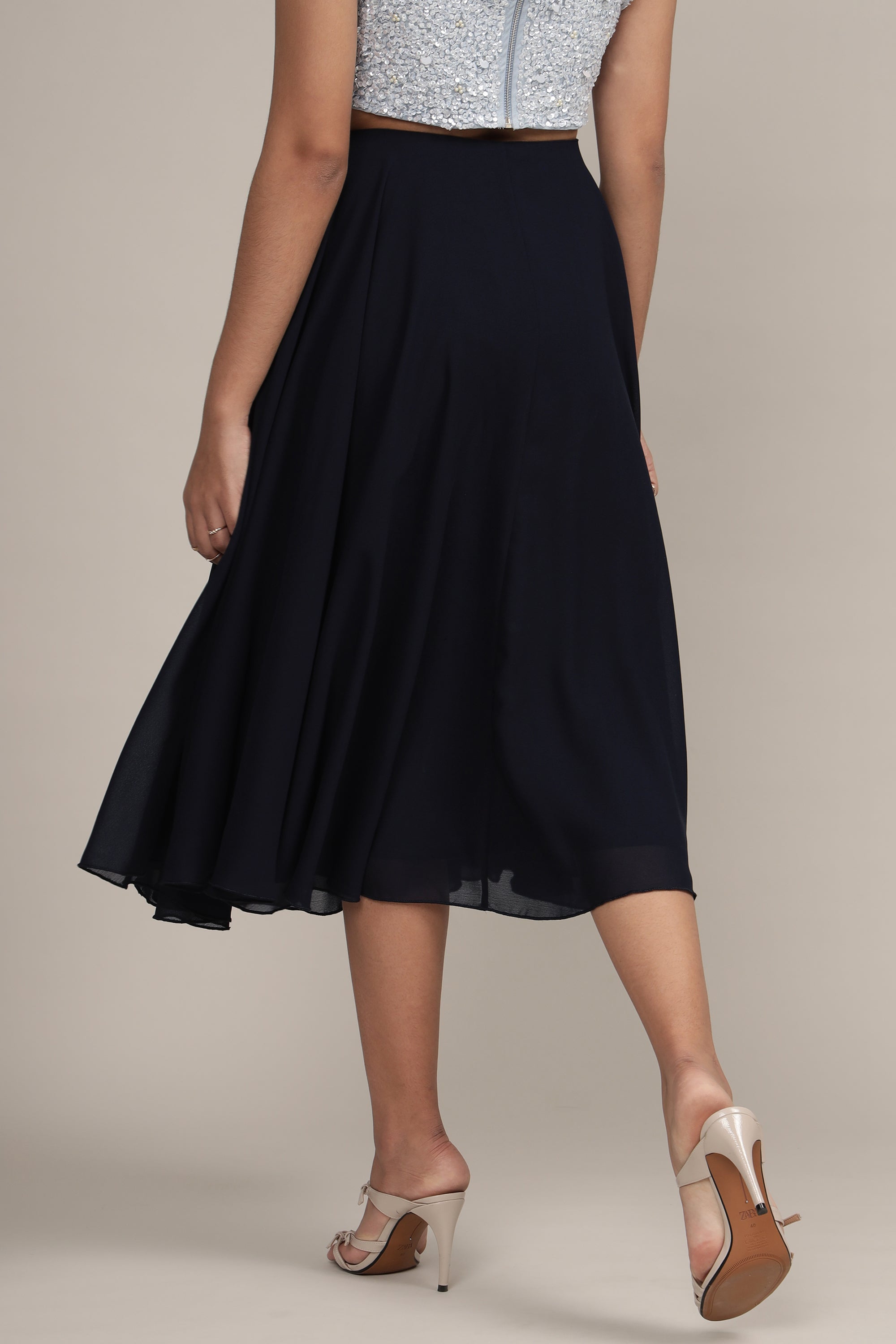 Skye Midi Skirt in Navy