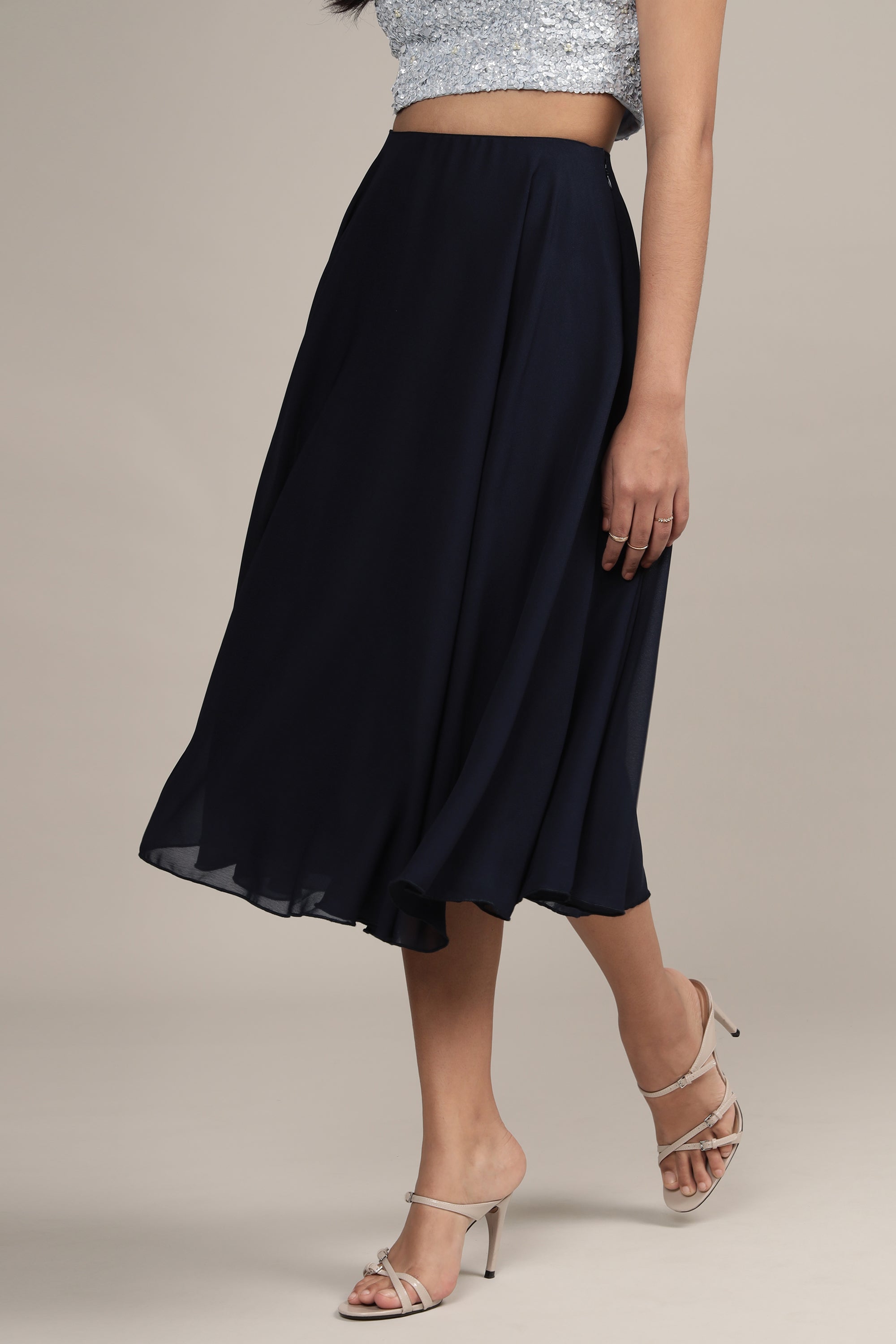 Skye Midi Skirt in Navy